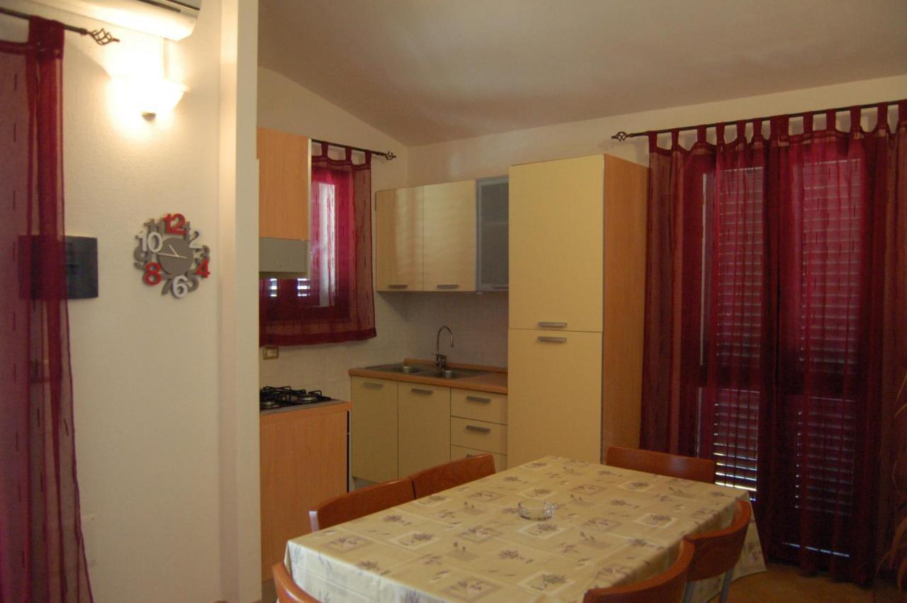 Via Costantino Apartment Budoni Exterior foto